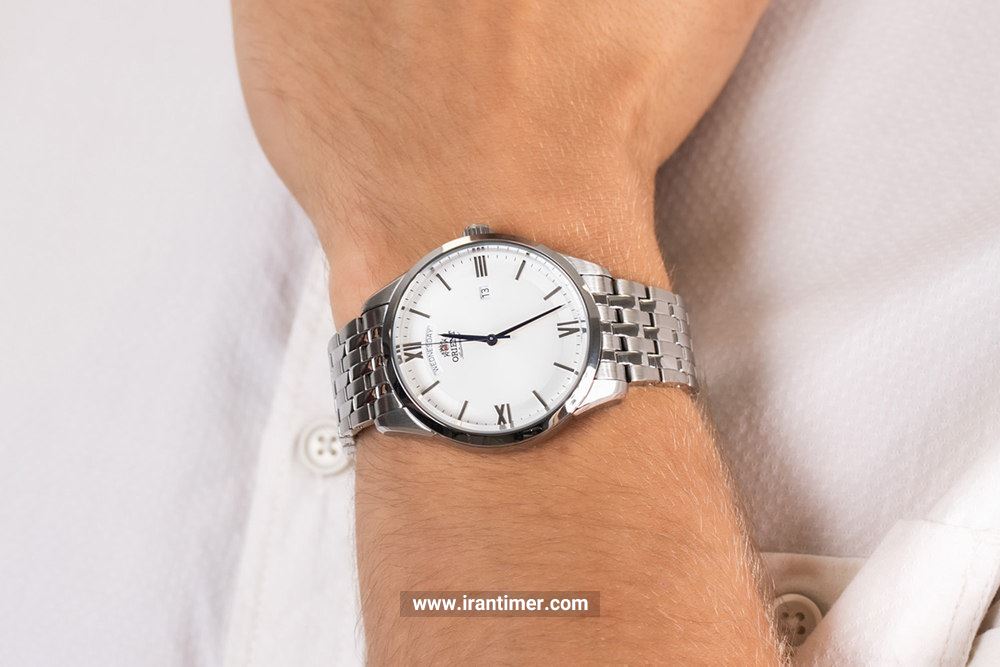 خرید ساعت مچی مردانه اورینت مدل RA-AX0005S0HB به چه افرادی پیشنهاد میشود؟